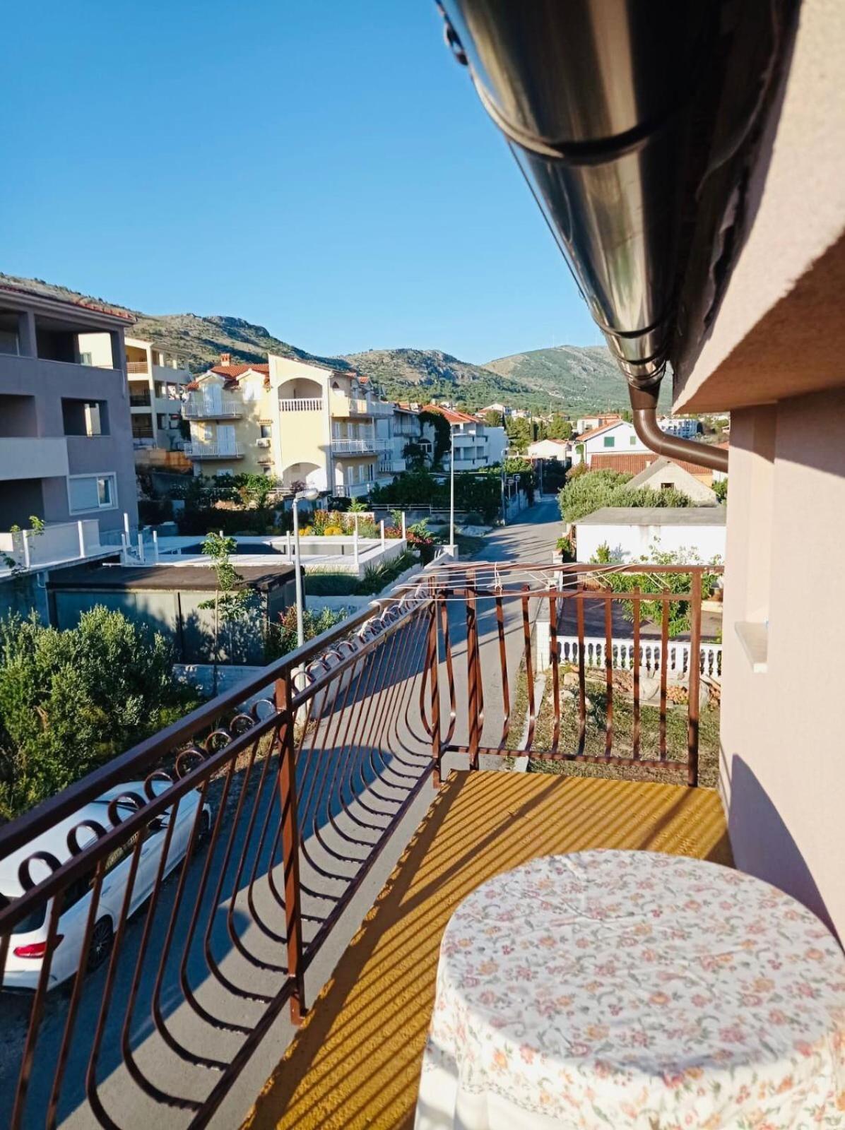 Apartments By The Sea Grebastica, Sibenik - 4881 Baselovici Exterior photo